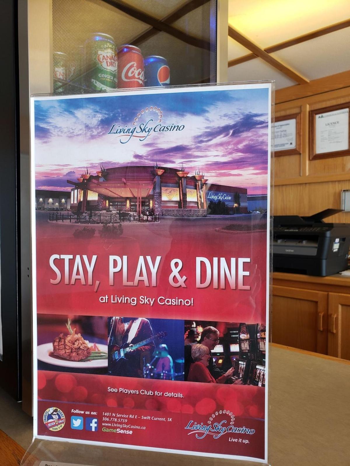 Skyview Swift Current Hotel Екстериор снимка