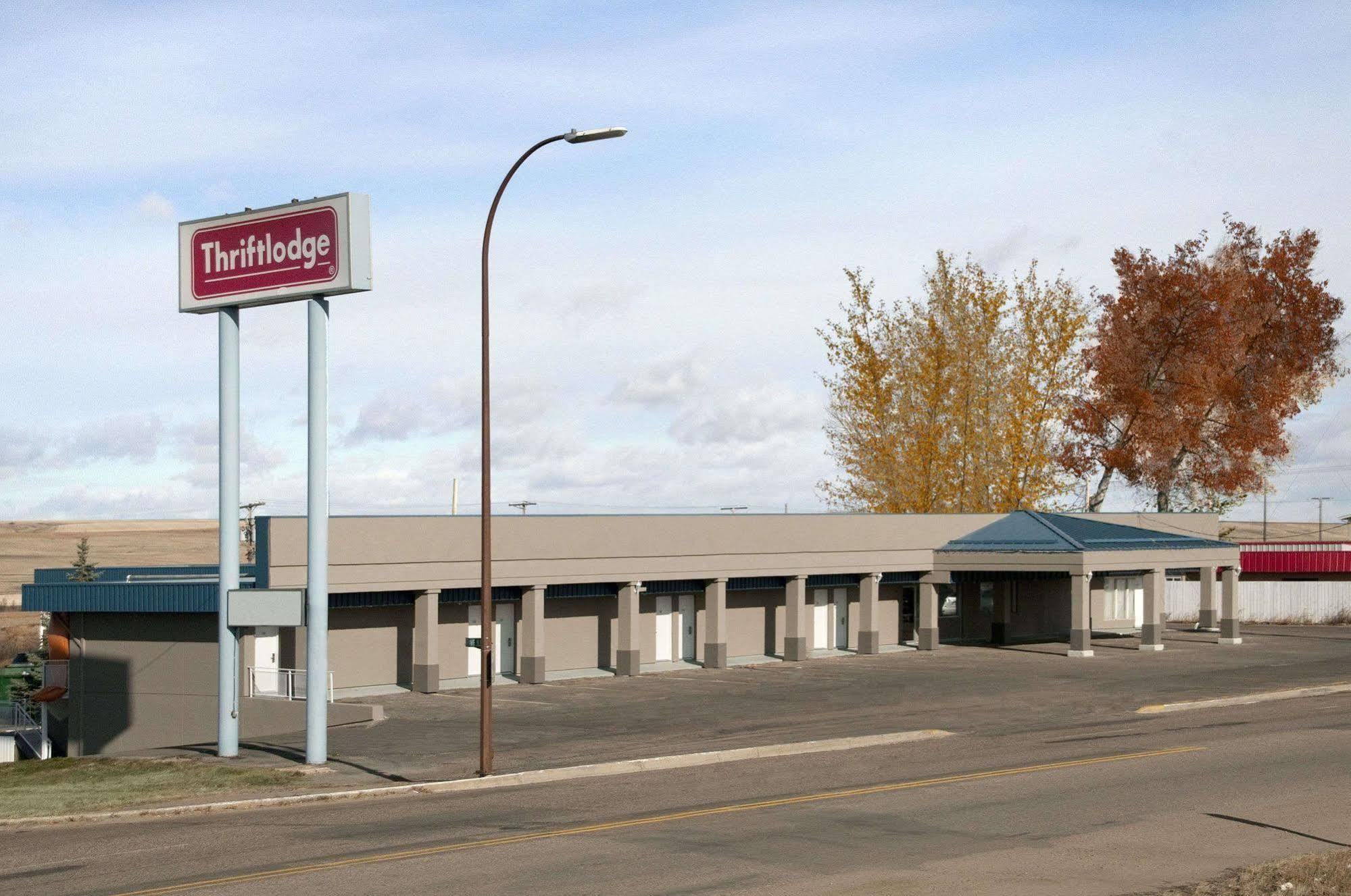 Skyview Swift Current Hotel Екстериор снимка